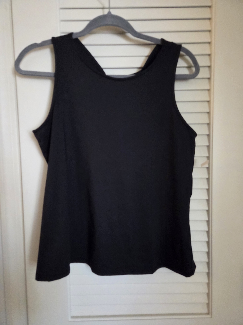 Tommy Bahama Everyday Active Black Sleeveless Sleeveless Top